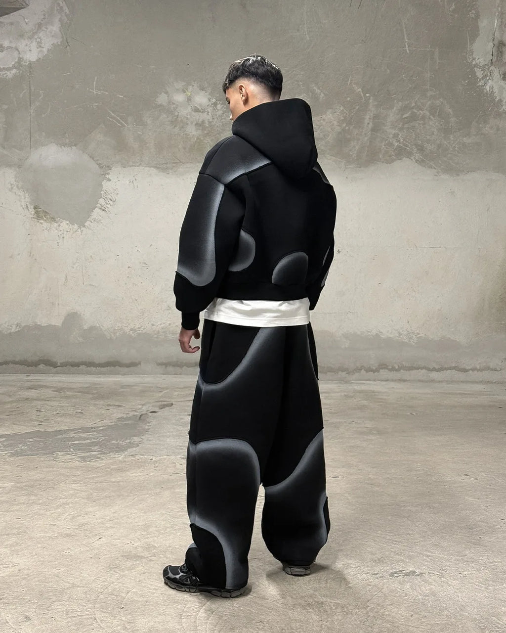 ZERIWW BLACK HOODIE
